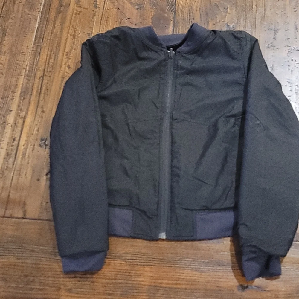 Ivivva Girls Reversible Quilted Jacket - Size S/7 - Picture 4 of 4